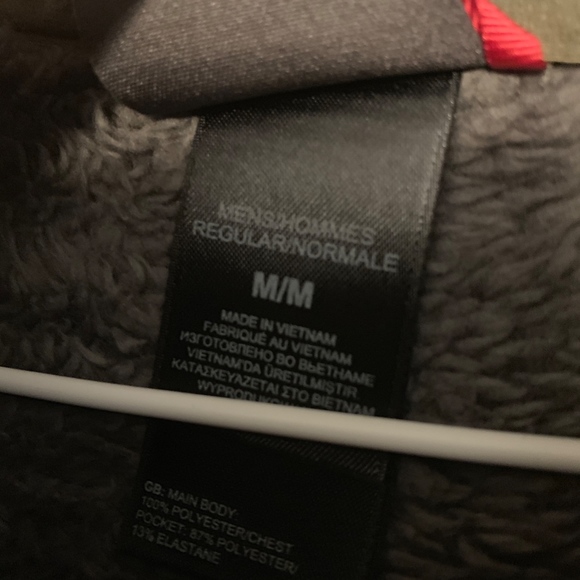 The North Face Warm Zip Up Sweater - Picture 4 of 7